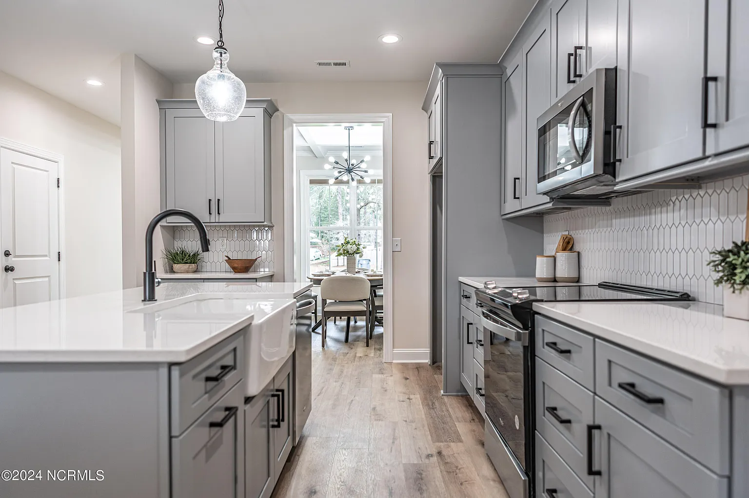 214 Henson St, Southern Pines, NC 28387 214 10