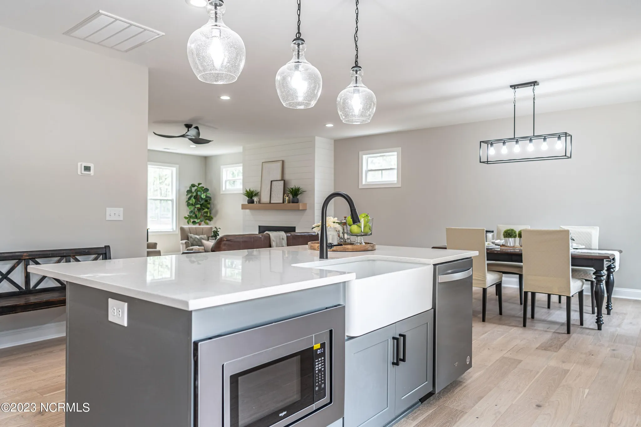 337 Longleaf Dr, West End, NC 27376 337 13