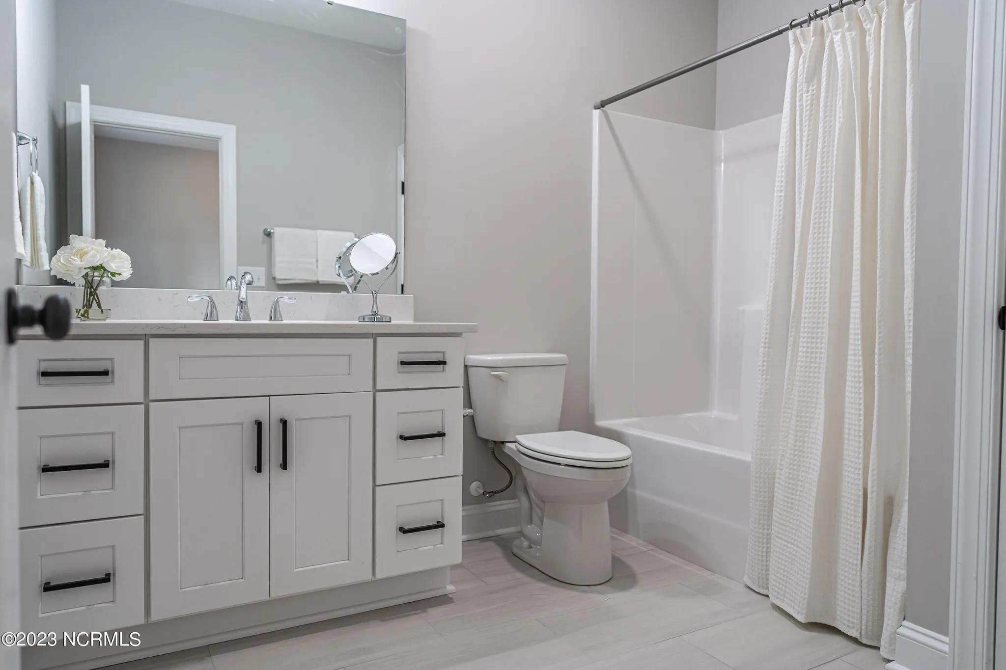 337 Longleaf Dr, West End, NC 27376 337 27