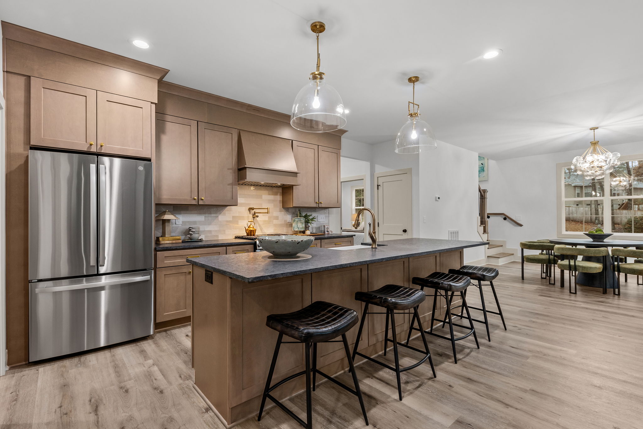 18 web or mls 707a8871