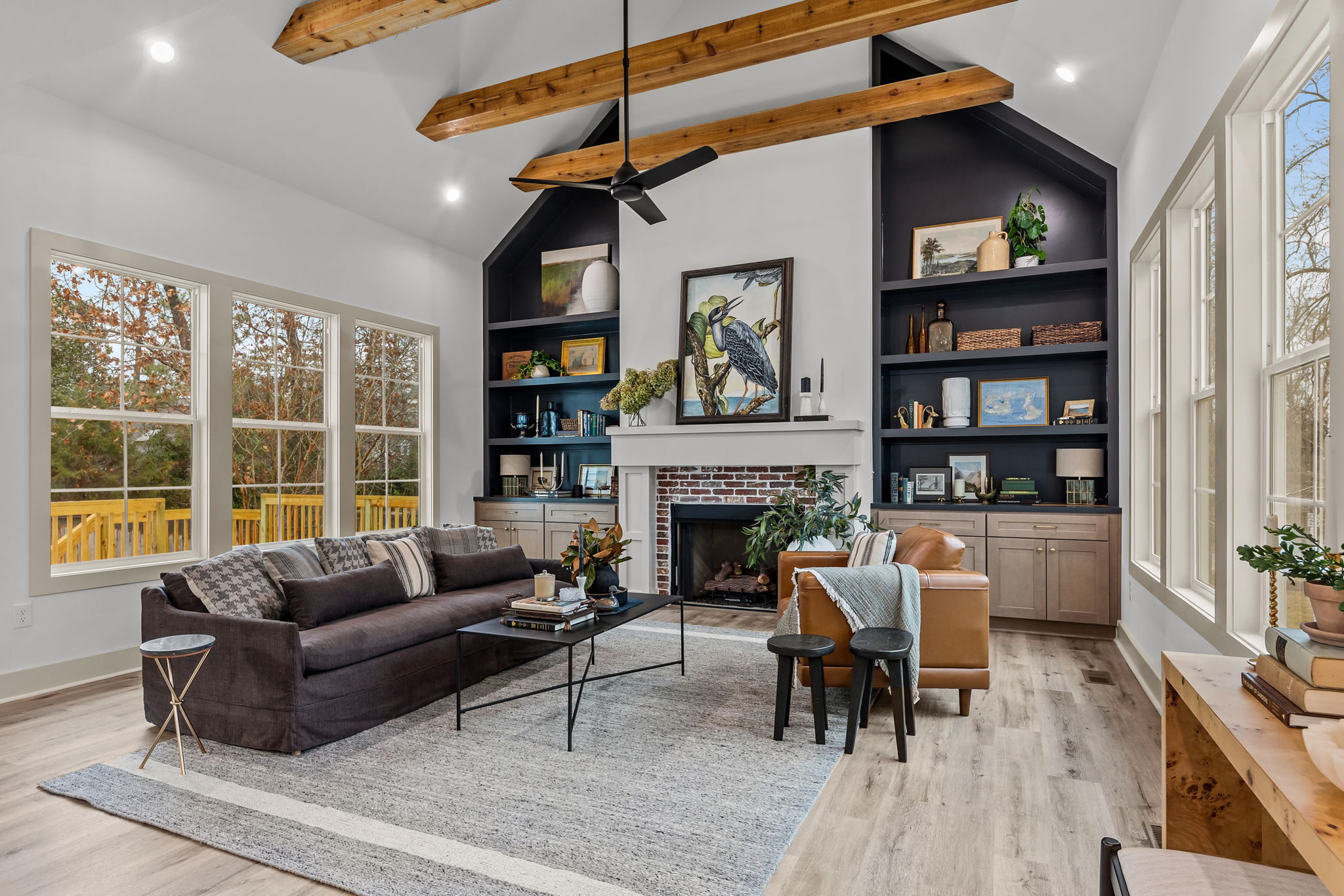 23 web or mls 707a8892