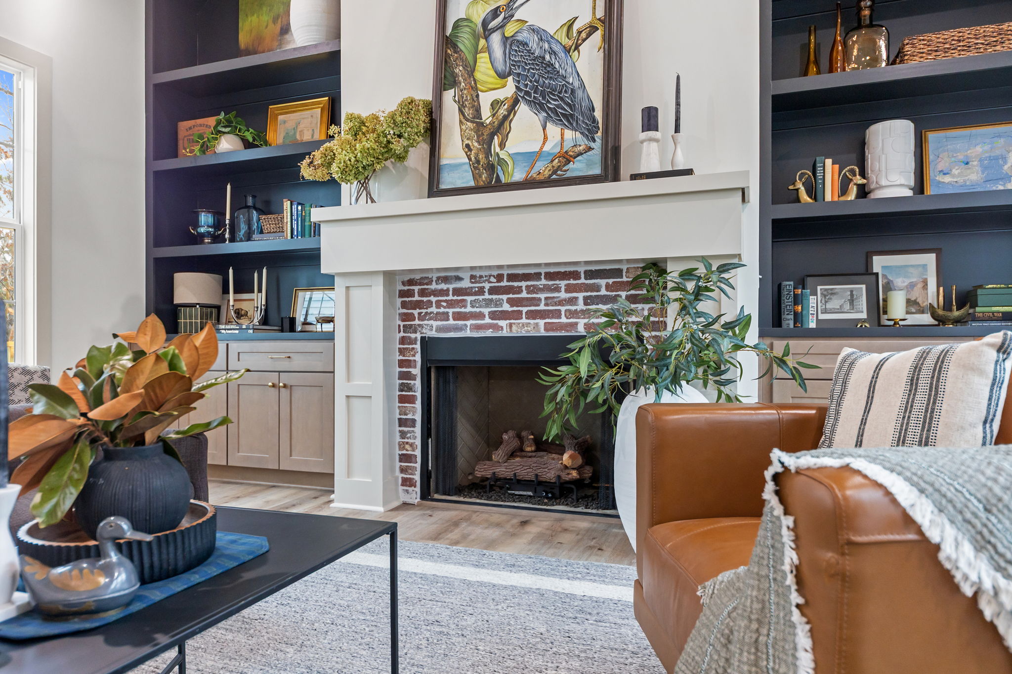 25 web or mls 707a8905