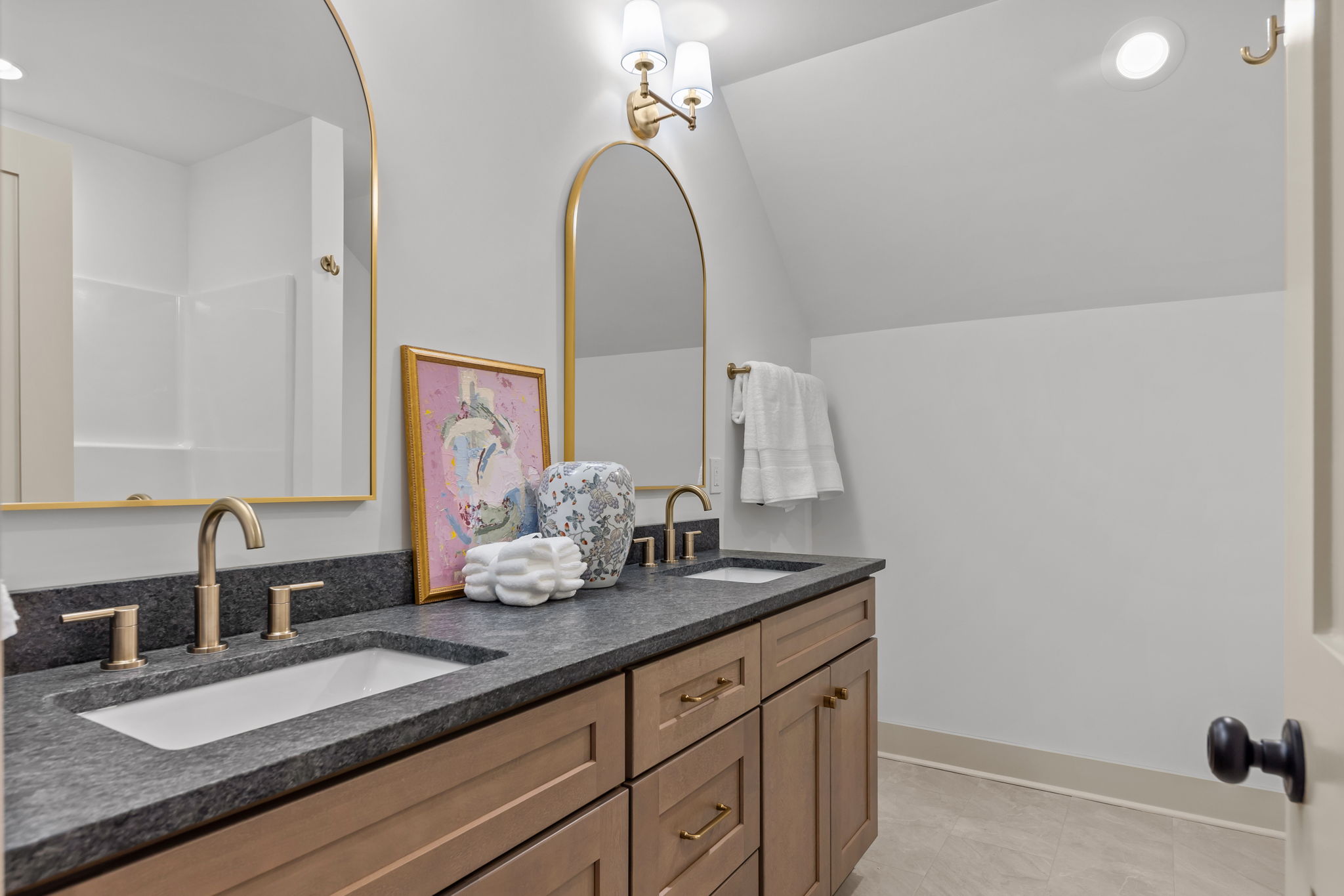 41 web or mls 707a8958